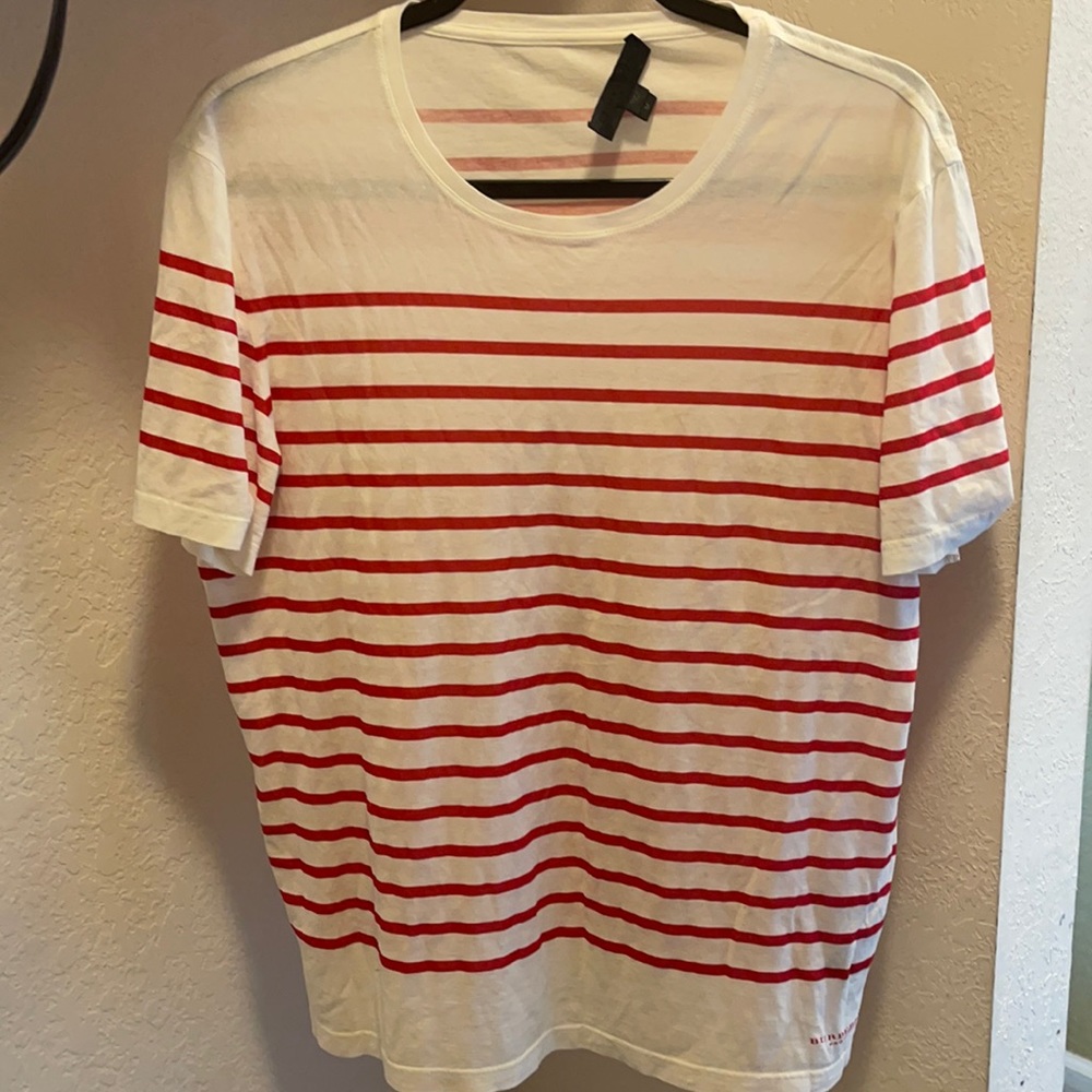 Burberry tshirt